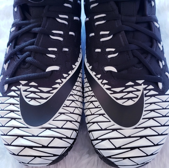 Football Cleats: Nike Zoom Savage Force Elite TD - Picture 4 of 8